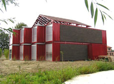 集装箱别墅: Red Container House Lille